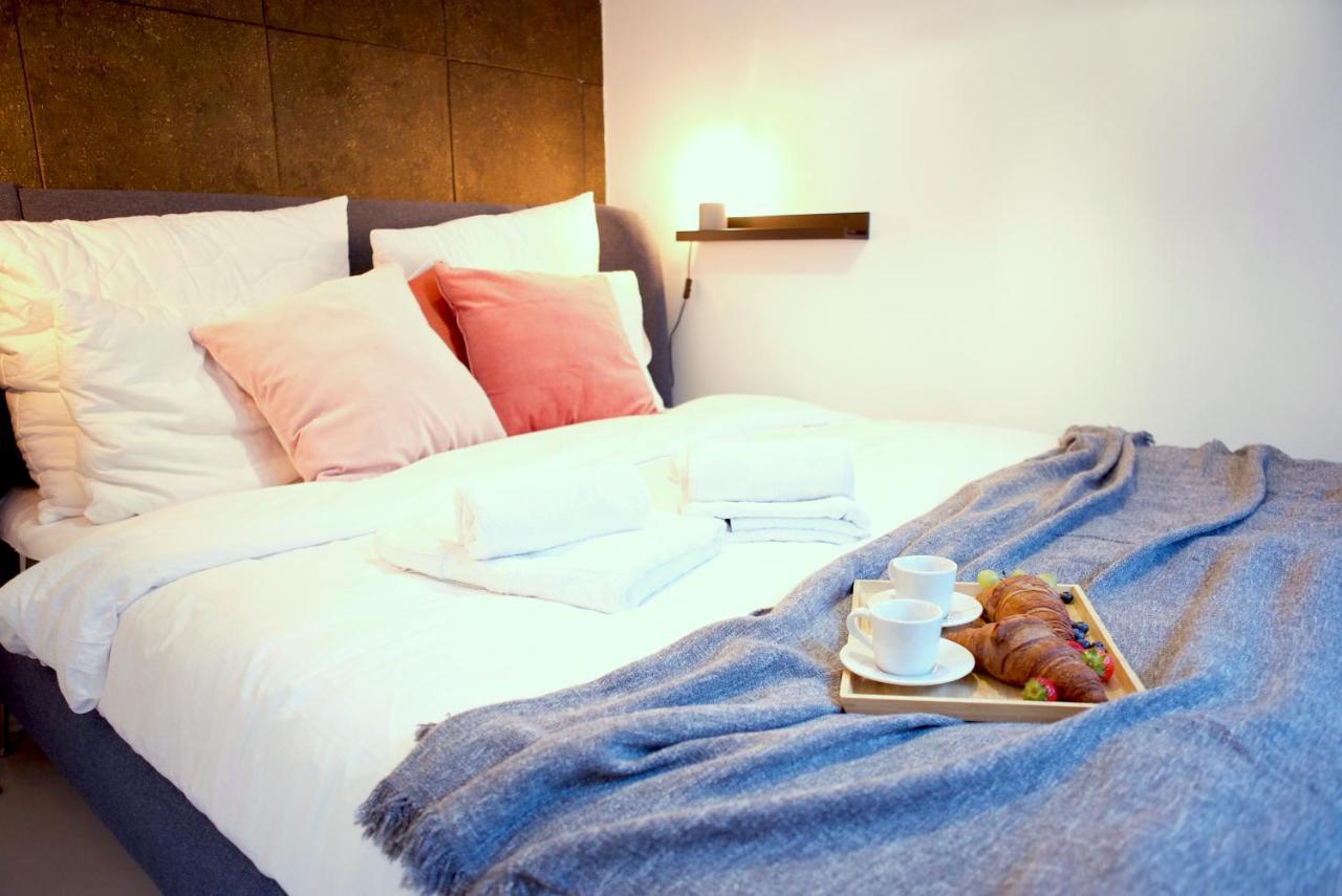 Cinema Apartment Kinowa Варшава Экстерьер фото